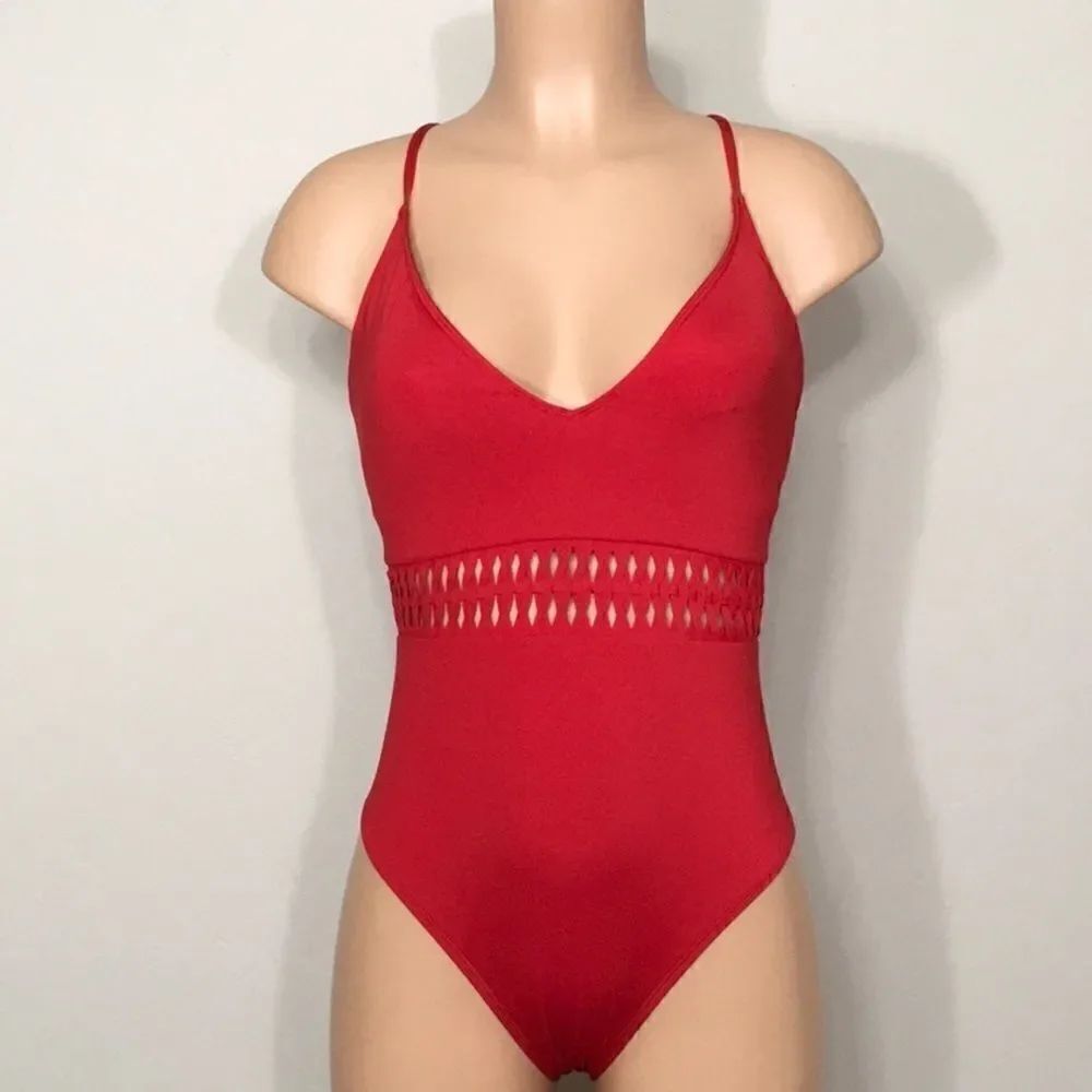 New. Weave your own way laser cut out. Large. NWOT